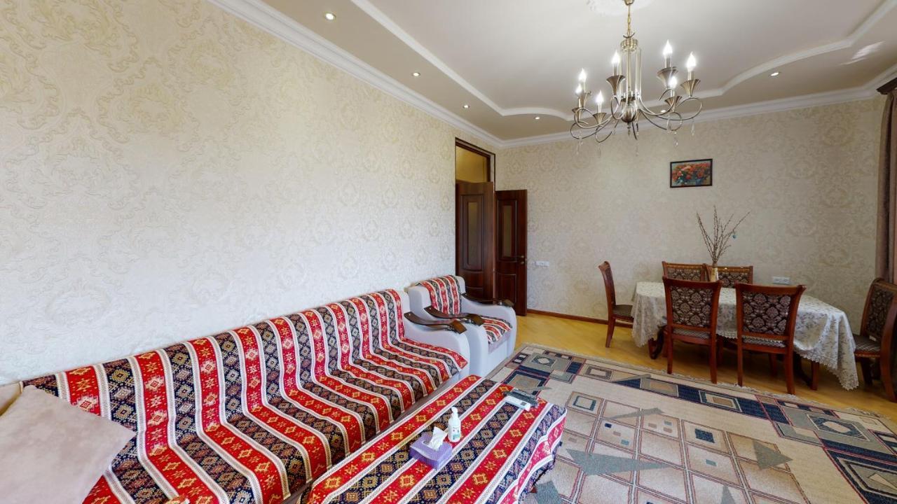 Yerevan City Center Apartment Eksteriør billede